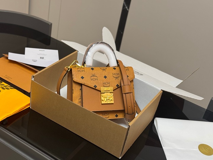 MCM バッグ｜MCM（エムシーエム）公式サイト