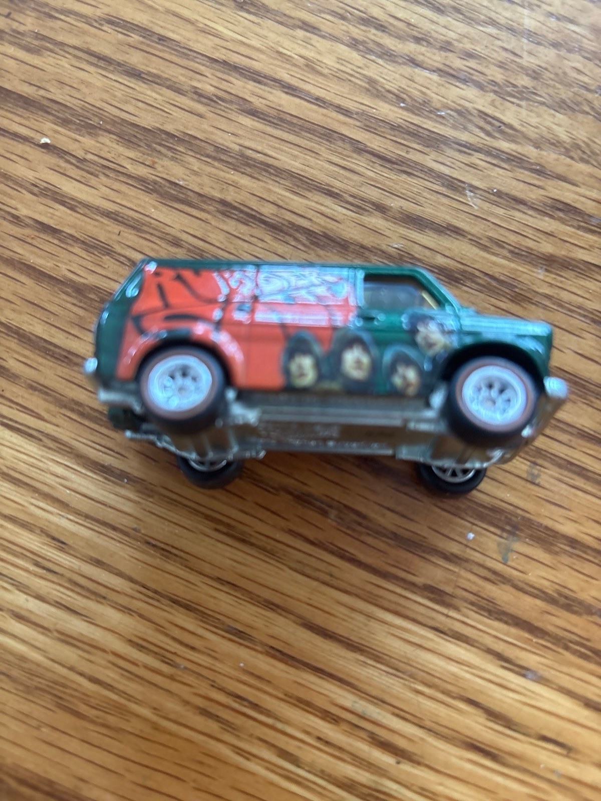 Hot Wheels The Beatles ALBUM RUBBER SOUL FORD TRANSIT SUPERVAN Metal RealRider - detail
