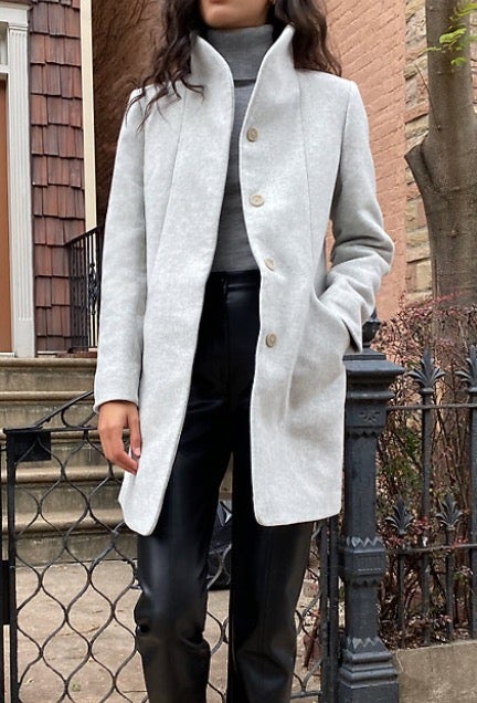ARITZIA COAT - LIGHT GREY