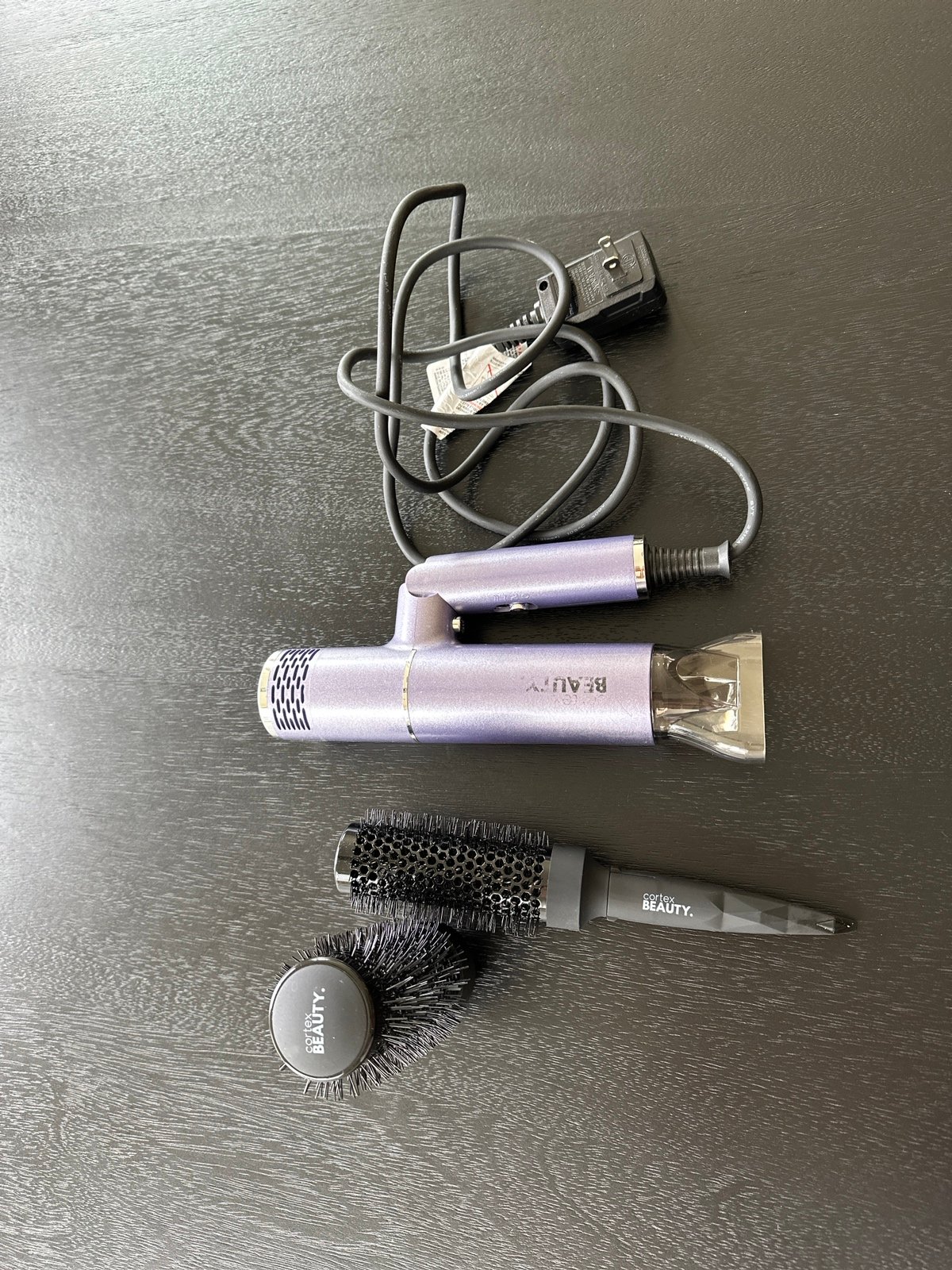 CORTEX BEAUTY Airfold Ionic Hair Dryer + 2 brushes
