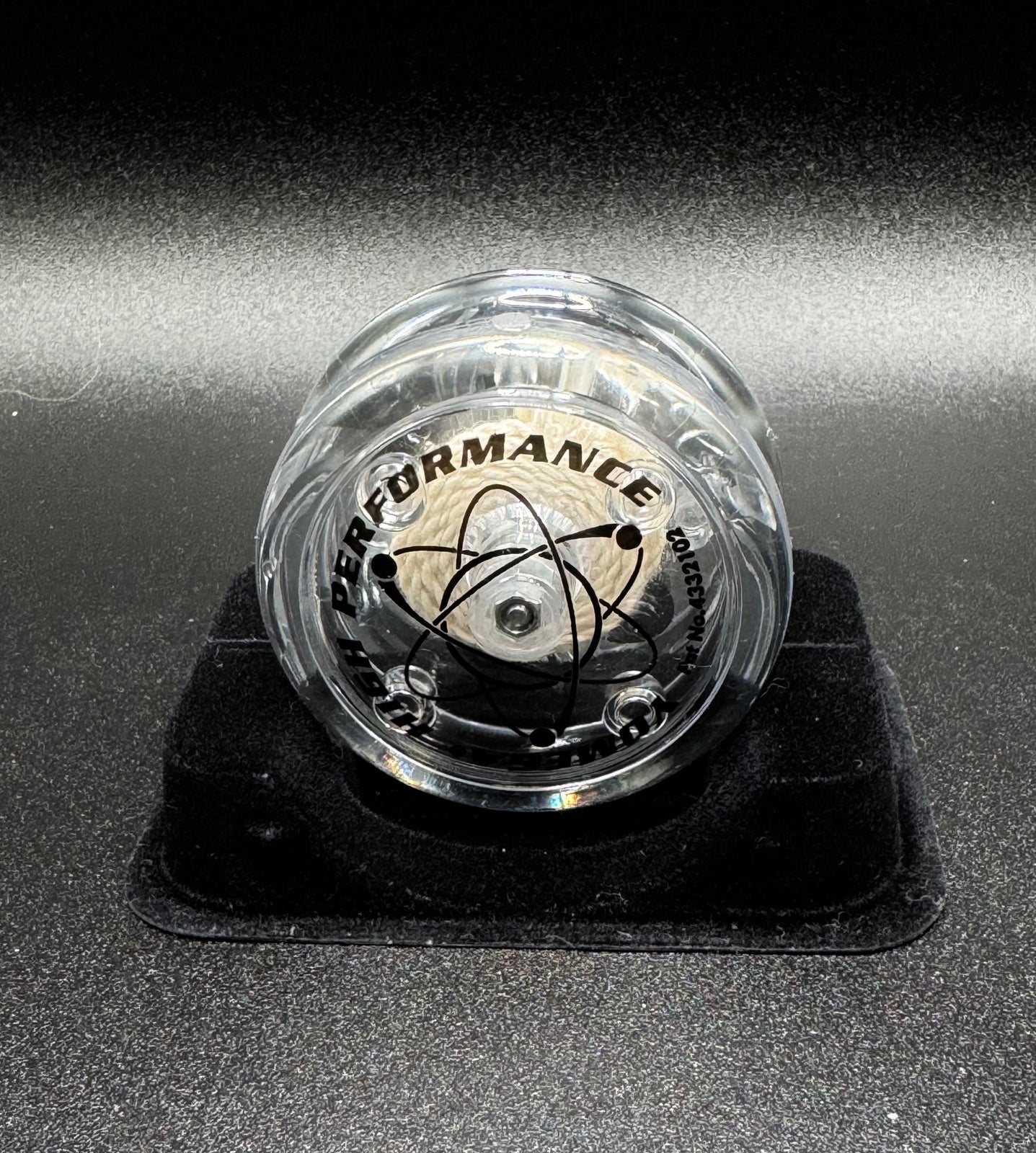 NIB 1998 Vintage Yomega USA Classic High Performance Yo-Yo. Clear Colors