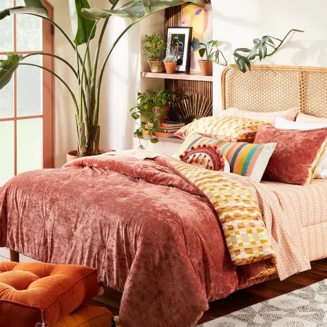 Opalhouse W/Jungalow Queen Velvet Comforter Set-Berry W/ Matching Sheet Set