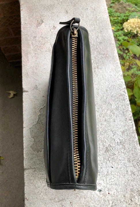 COACH Vintage USA 80s Navy Blue Thick Leather Zip Bag Clutch Case newest Unisex