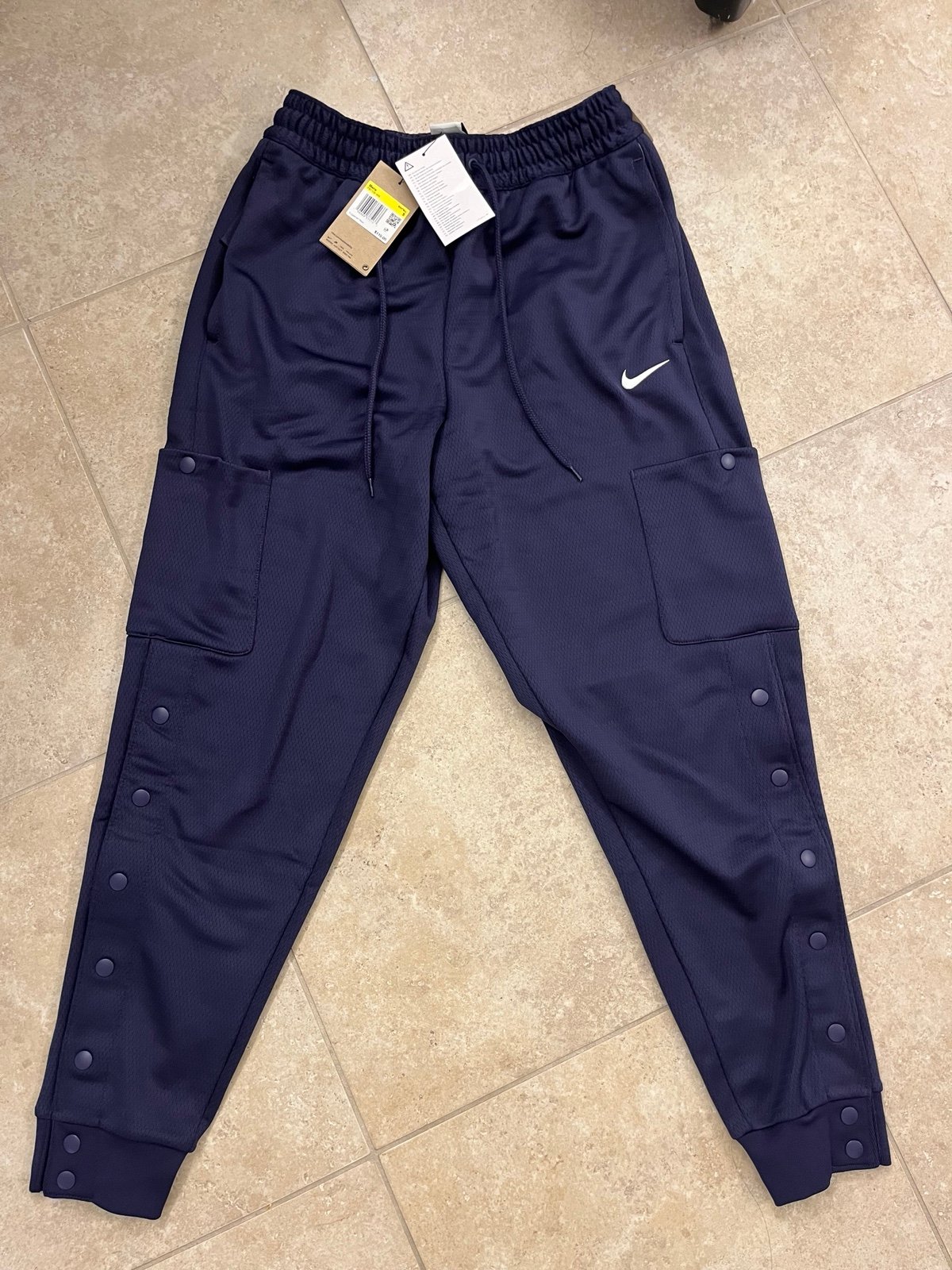 Nike Men's Therma-FIT Basketball Cargo Pants Navy  FB7109-555 Size Small  $110