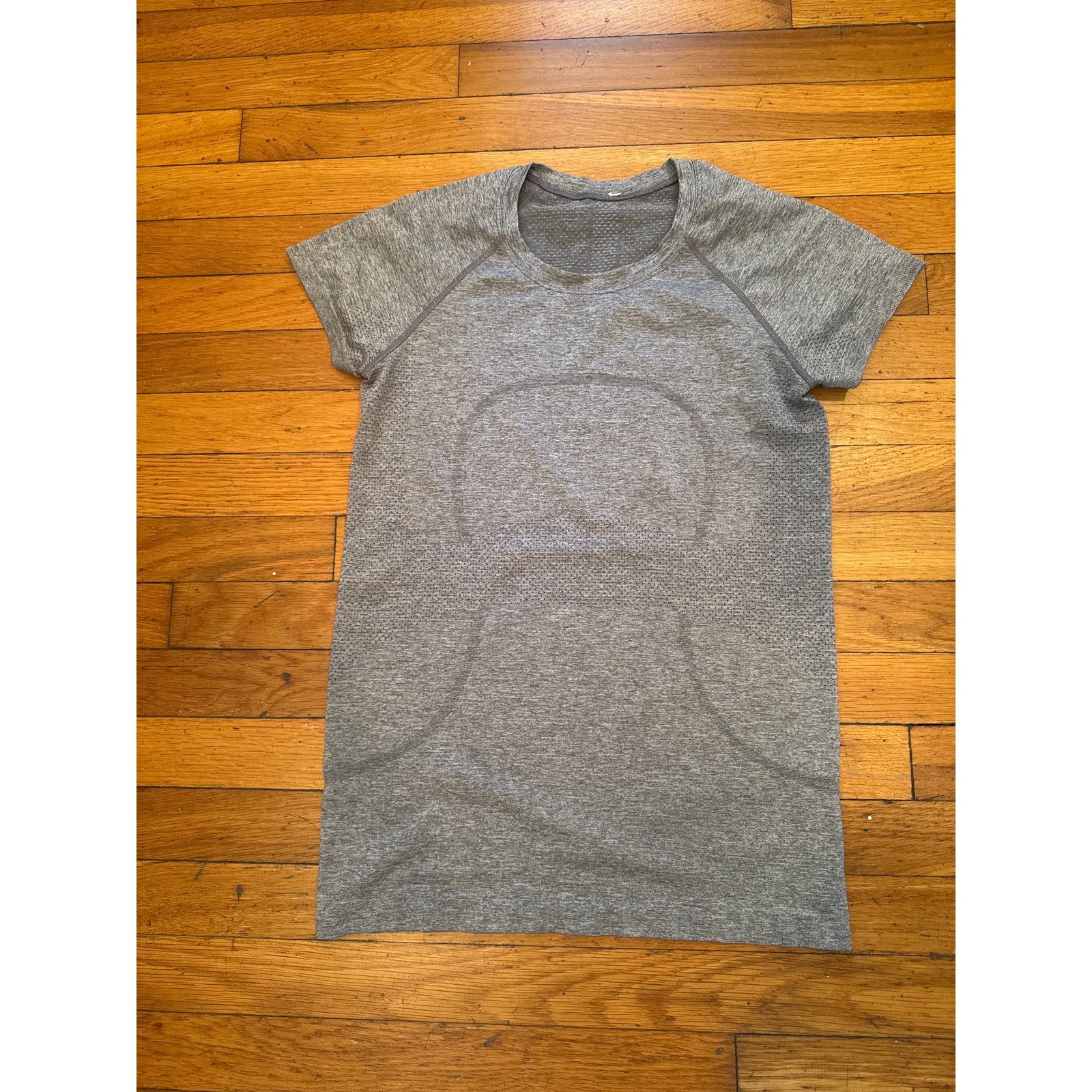 Lululemon Swiftly Tech Short Sleeve Crew Heathered Slate White Sz 8