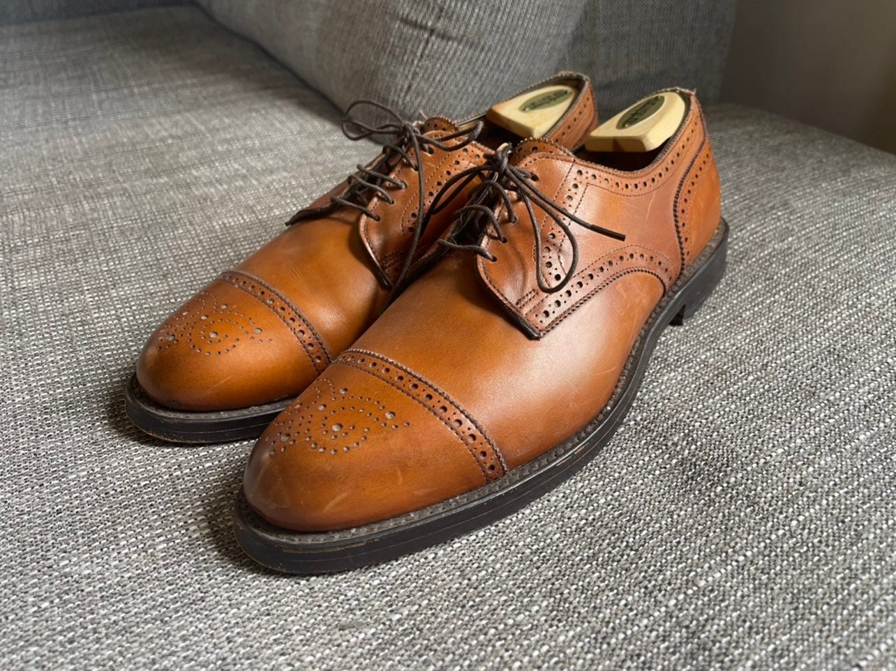 Allen Edmonds Lexington Brown Leather Ca