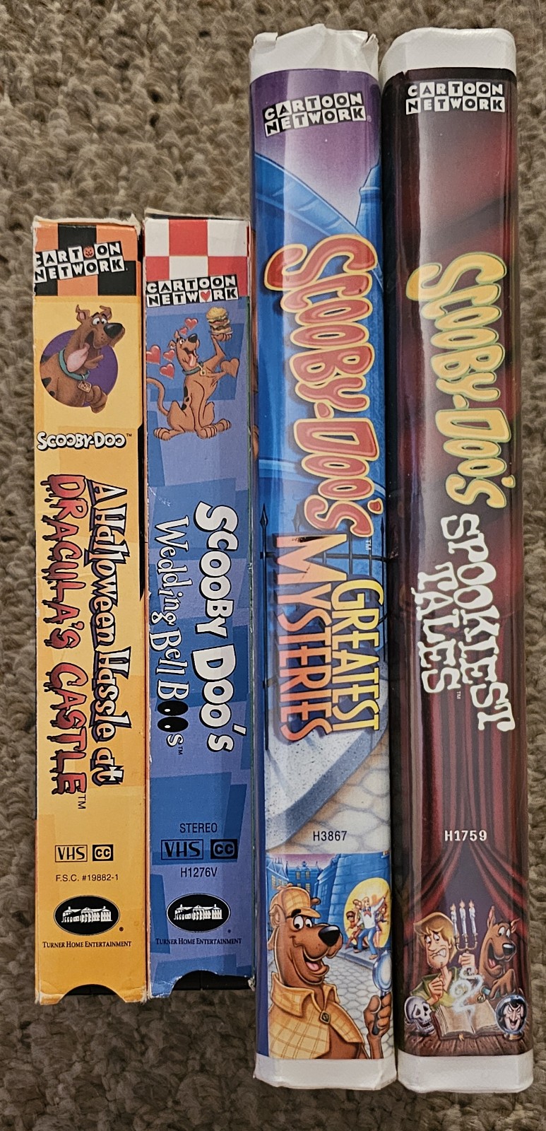 Cartoon Network Scooby-Doo VHS lot (4 tapes)
