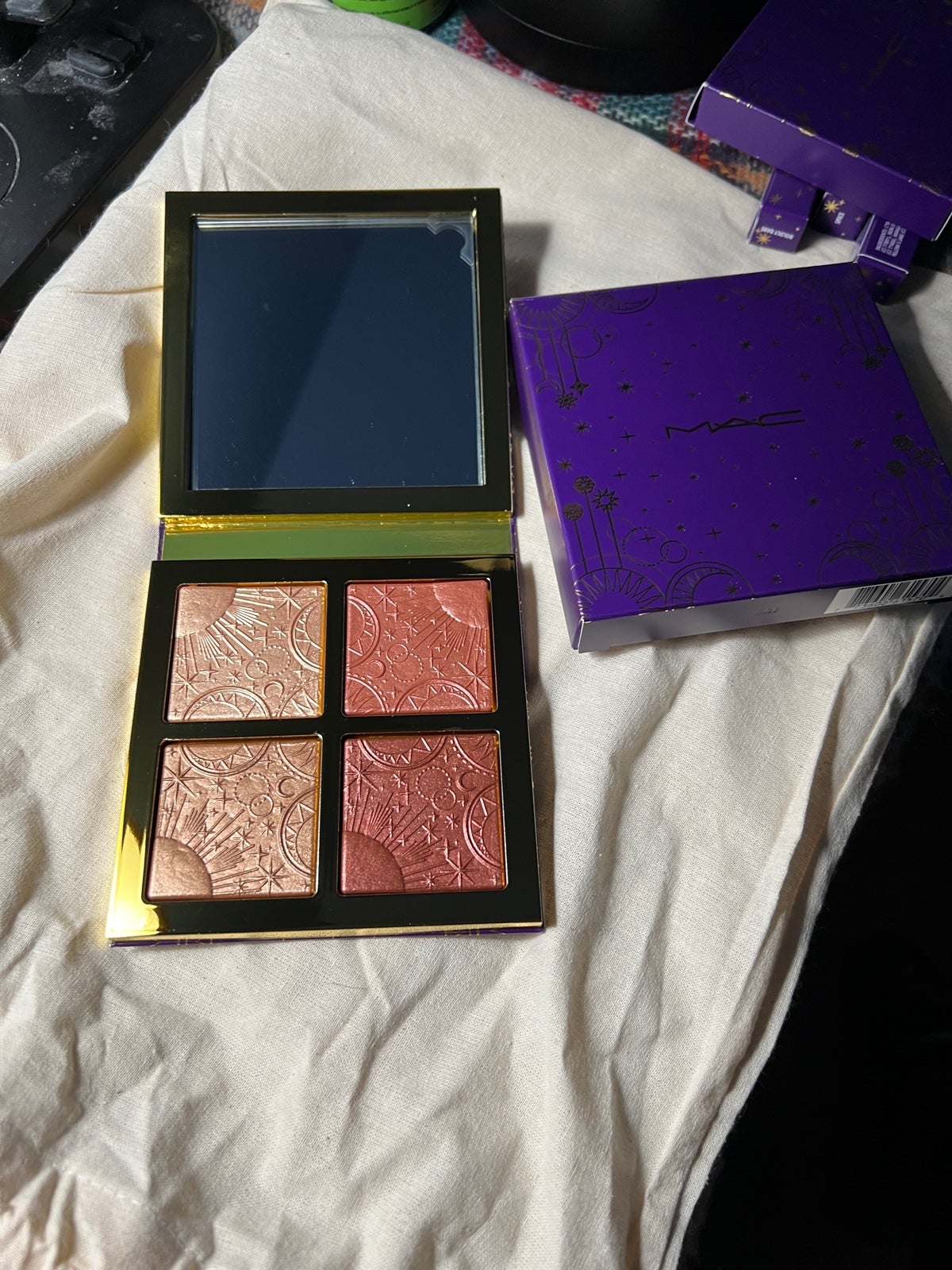 Mac x Magnificent Moon Surrounded by Stars Face Palette LE BNIB
