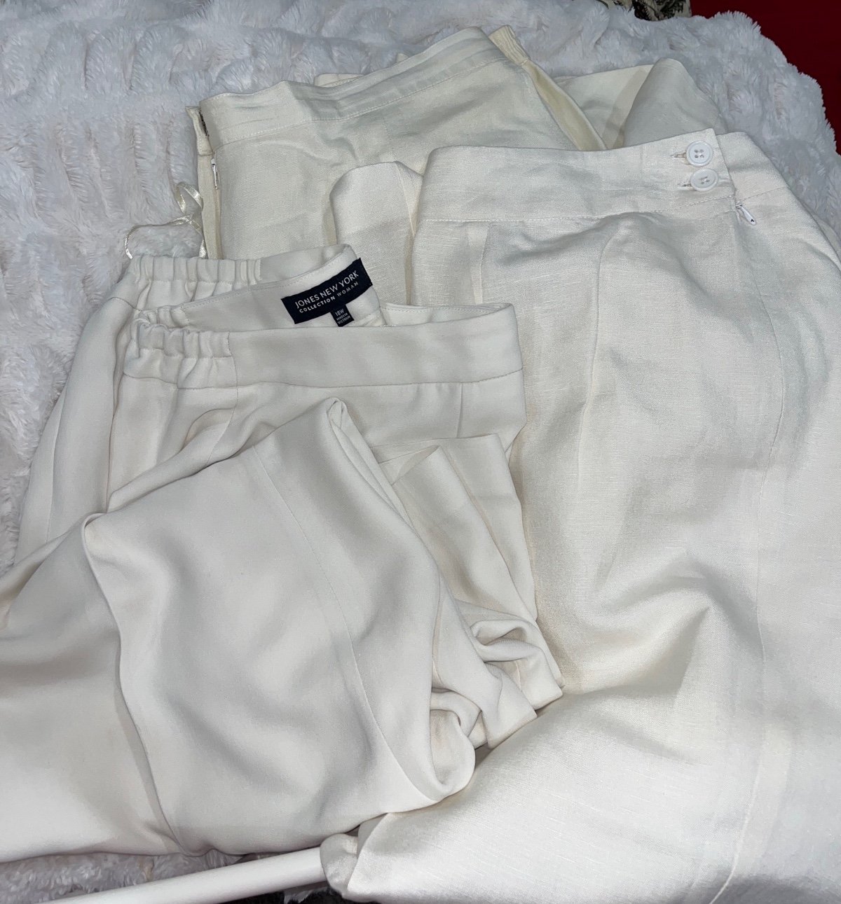 white dress pants lot 18W (3 pairs)