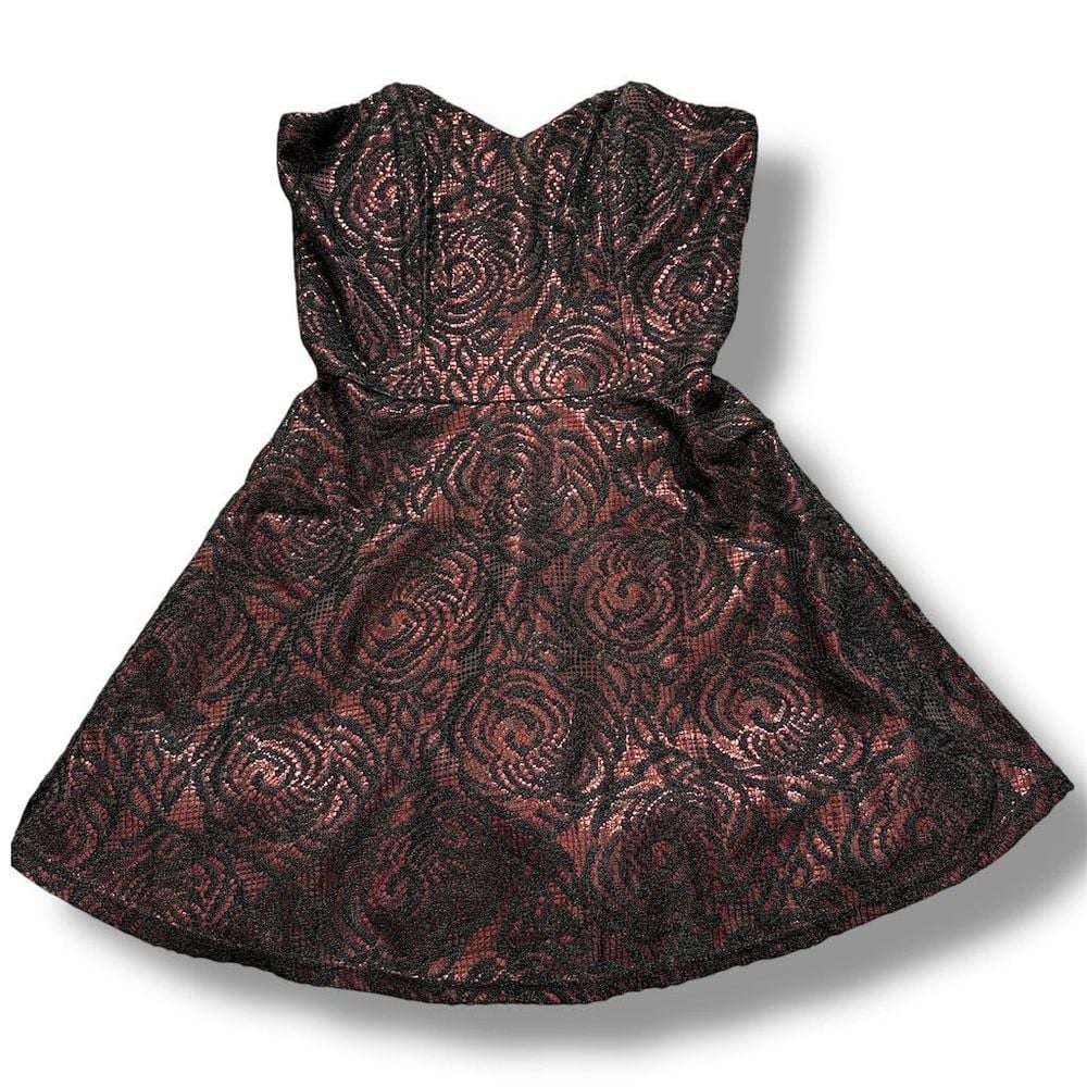 Women's Strapless Red Black Lace Overlay Dress Size M Valentine's Dark Romance