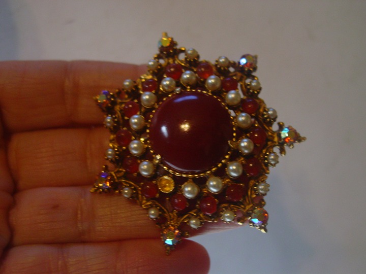 Vintage Florenza Fancy Brooch/Pendant