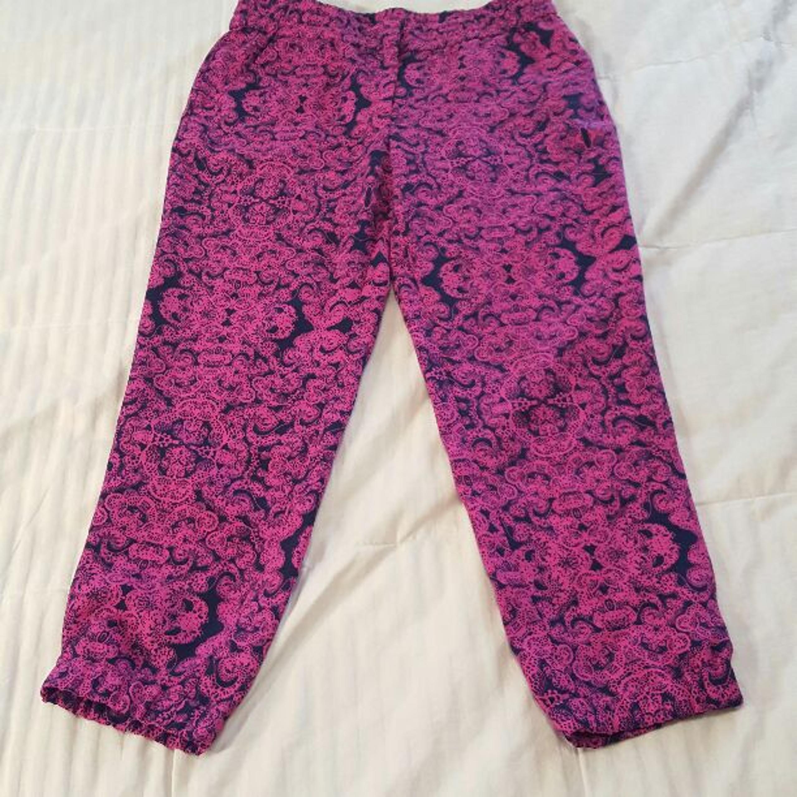 Ann Taylor size 2 pink blue fun capris