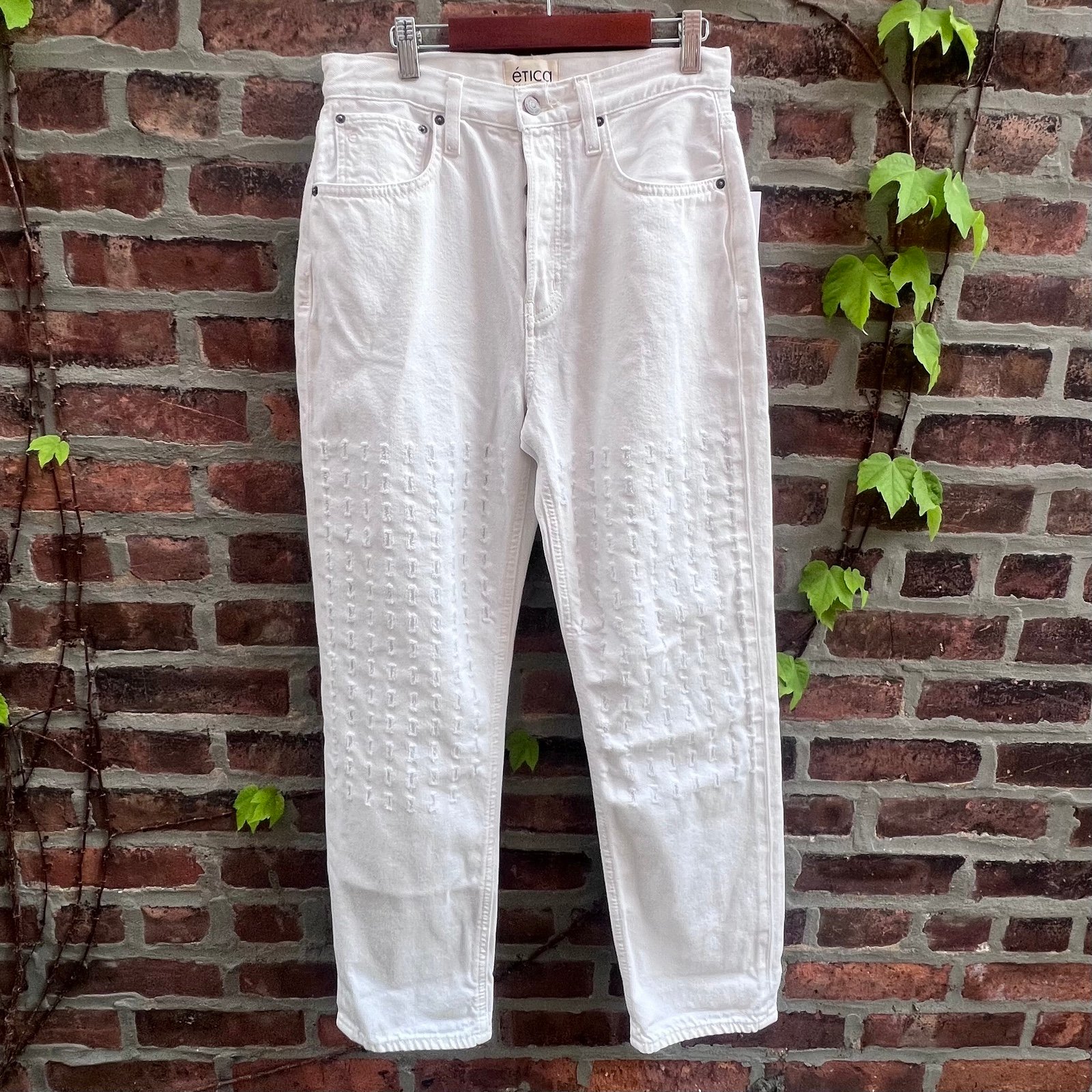 NEW Size 25 Ética Bryce High Rise Boyfriend Straight Leg White Laser Vortex Jean