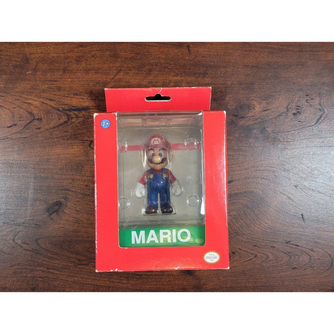Brand New Banpresto Mario Figure - Super Mario Figurine Collection (2011)