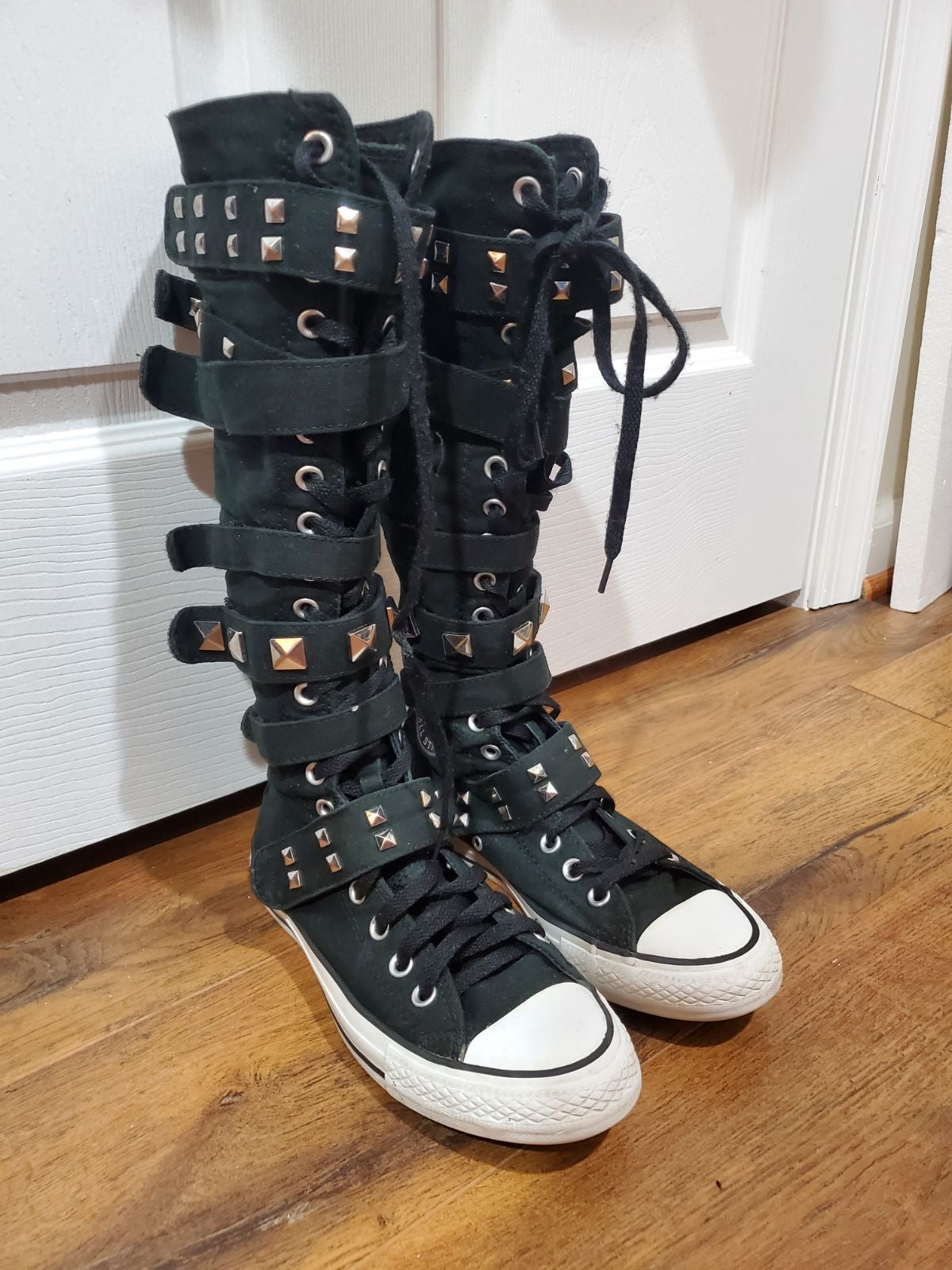 Converse Buckle Fashion Sneakers | Mercari زيادة كثافة الشعر Converse Buckle Fashion Sneakers | Mercari زيادة كثافة الشعر