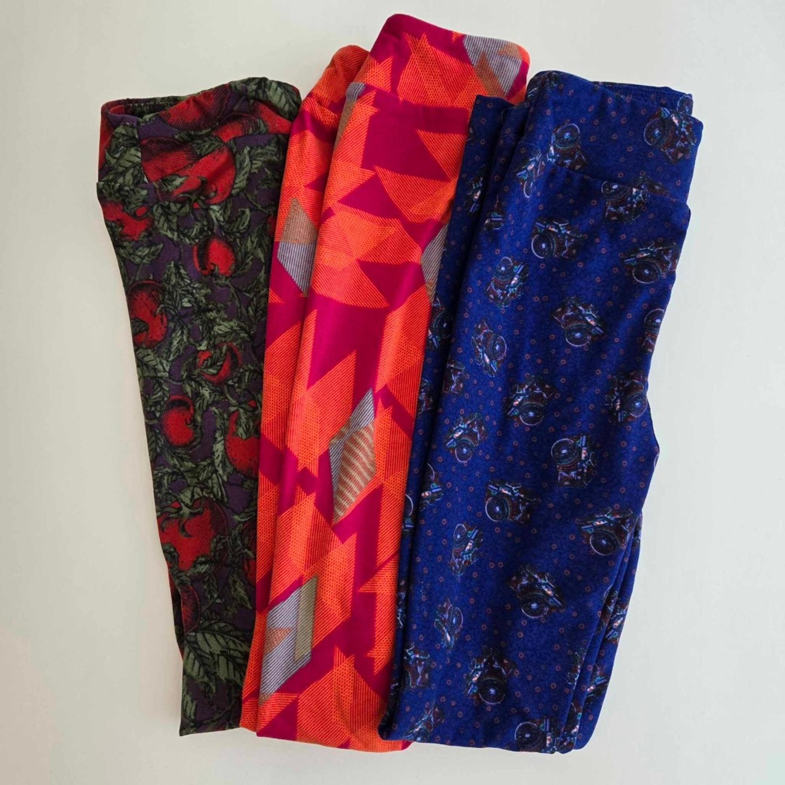 Bundle of 3 Kids L/XL Leggings