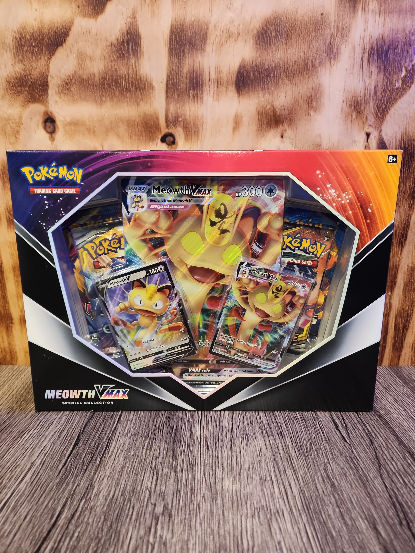 Pokemon TCG Meowth VMAX Special Collection Box - 4 Booster, Evolutions Cosmic