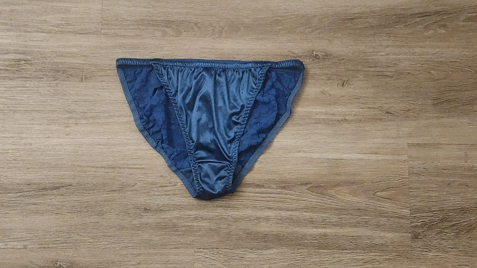 Maidenform NWOT 90s Seduction Satin Lace Panties Size 7