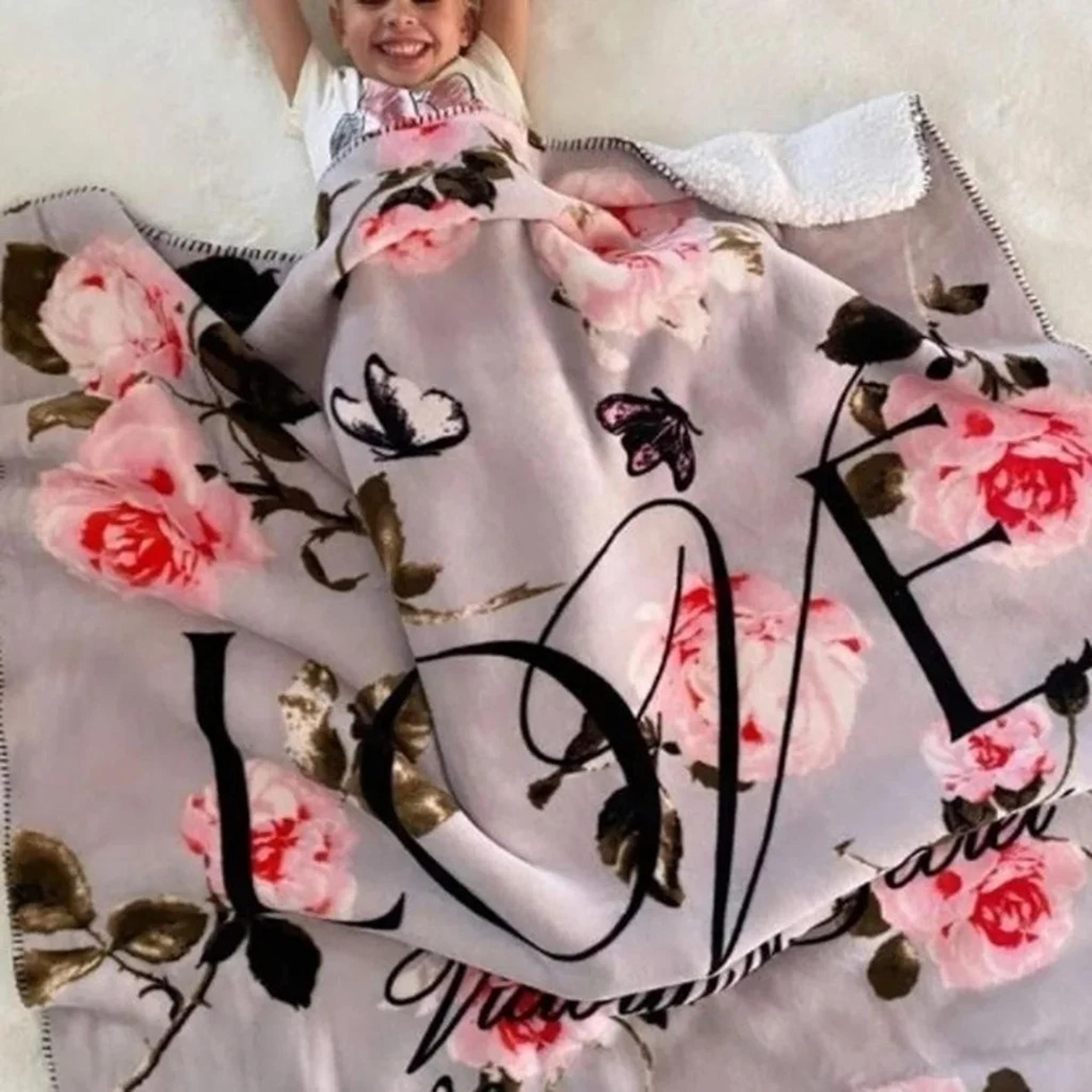 NEW Victoria's Secret Sherpa Floral and Butterfly Blanket 50x 60