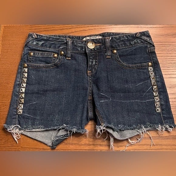 Free People Low Rise Studded Distressed Cutoff Frayed Denim Jean Shorts Size 26