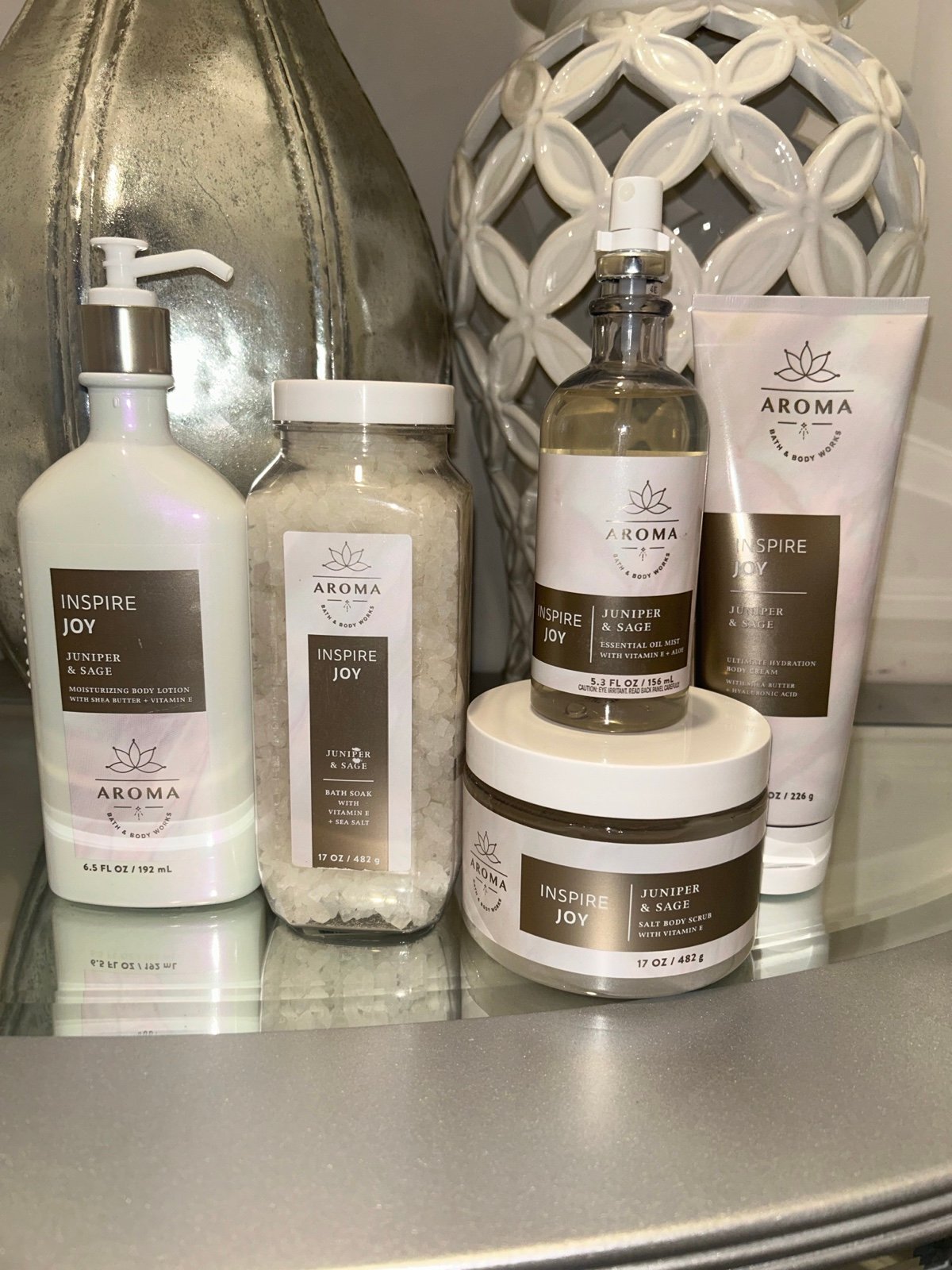 Bath and Bodyworks juniper and sage bundle