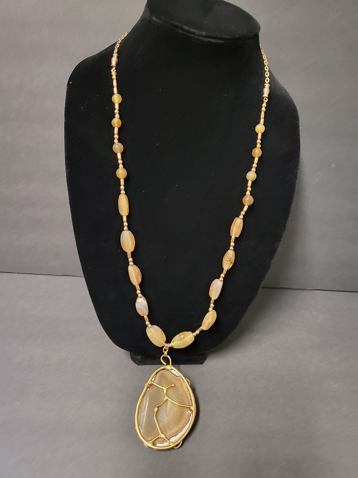 Old ancient antique Himalayan indo Tibetan solumani banded bead Mala necklace