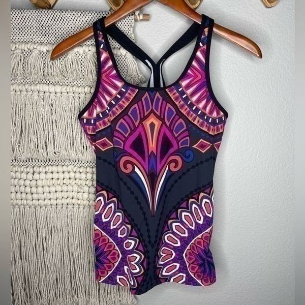 Athleta Rapanui Ready to Run Pink Grey Paisley Tankini Top