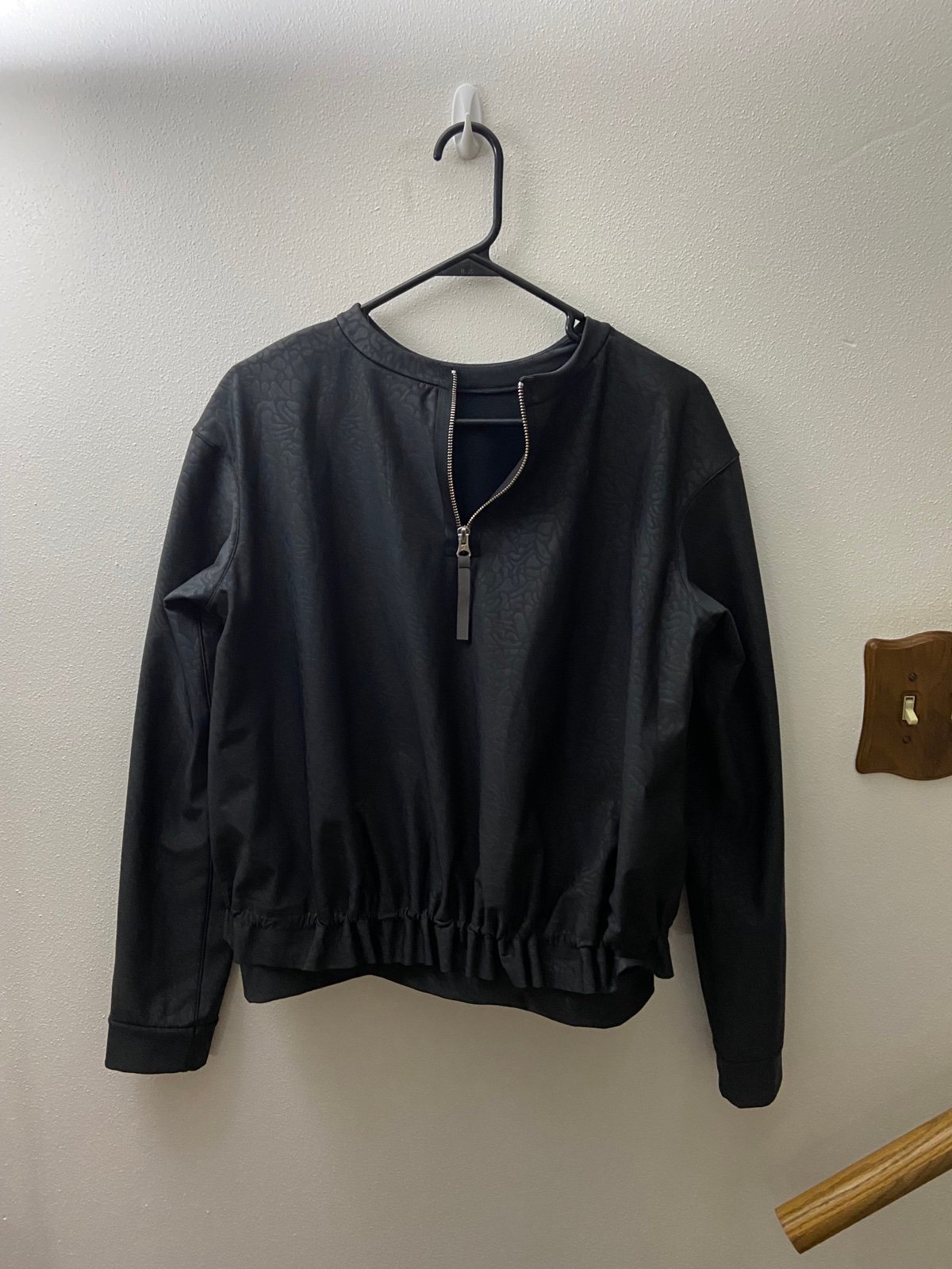 Lululemon Pullover