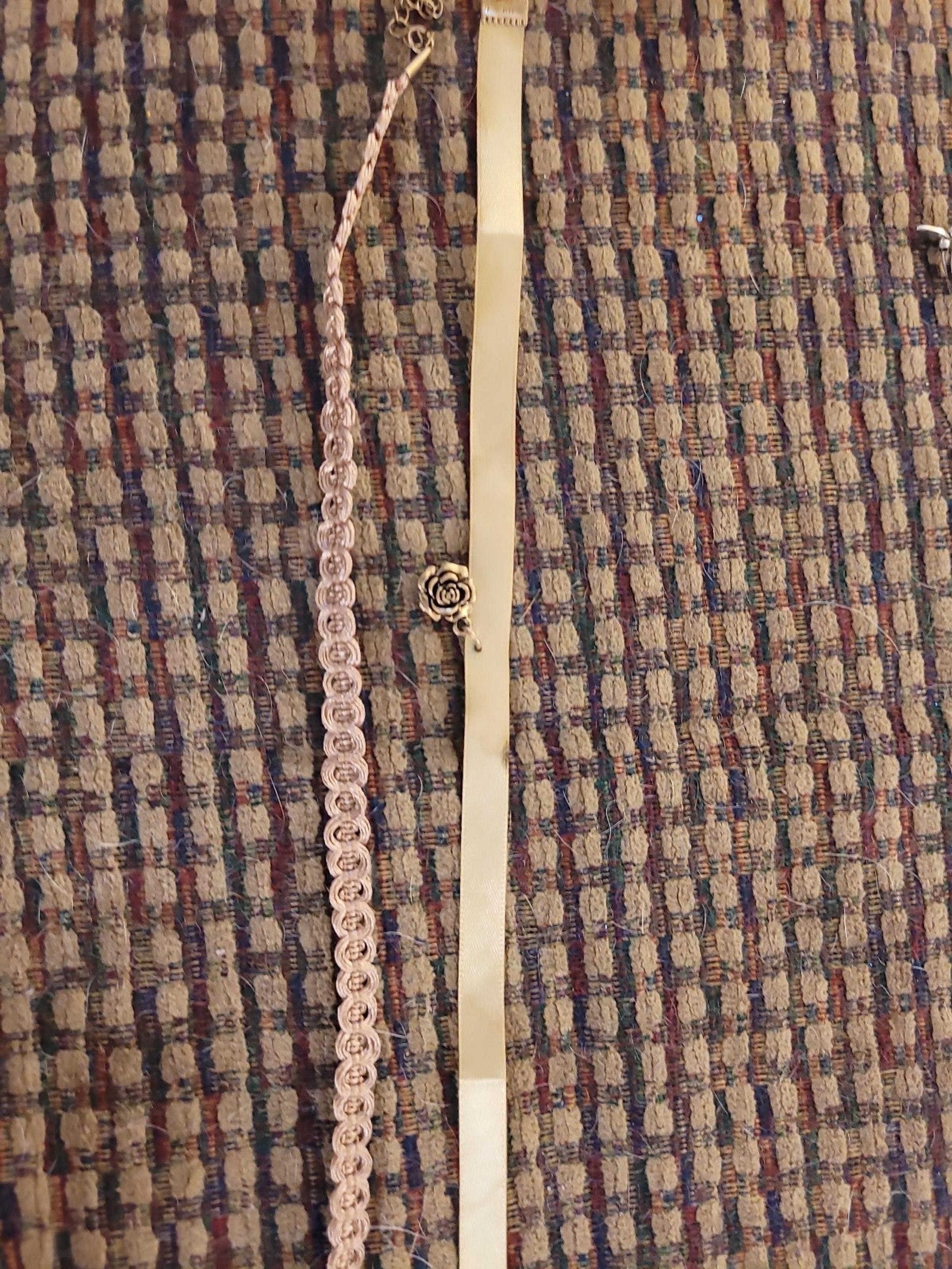 2 American eagle chokers