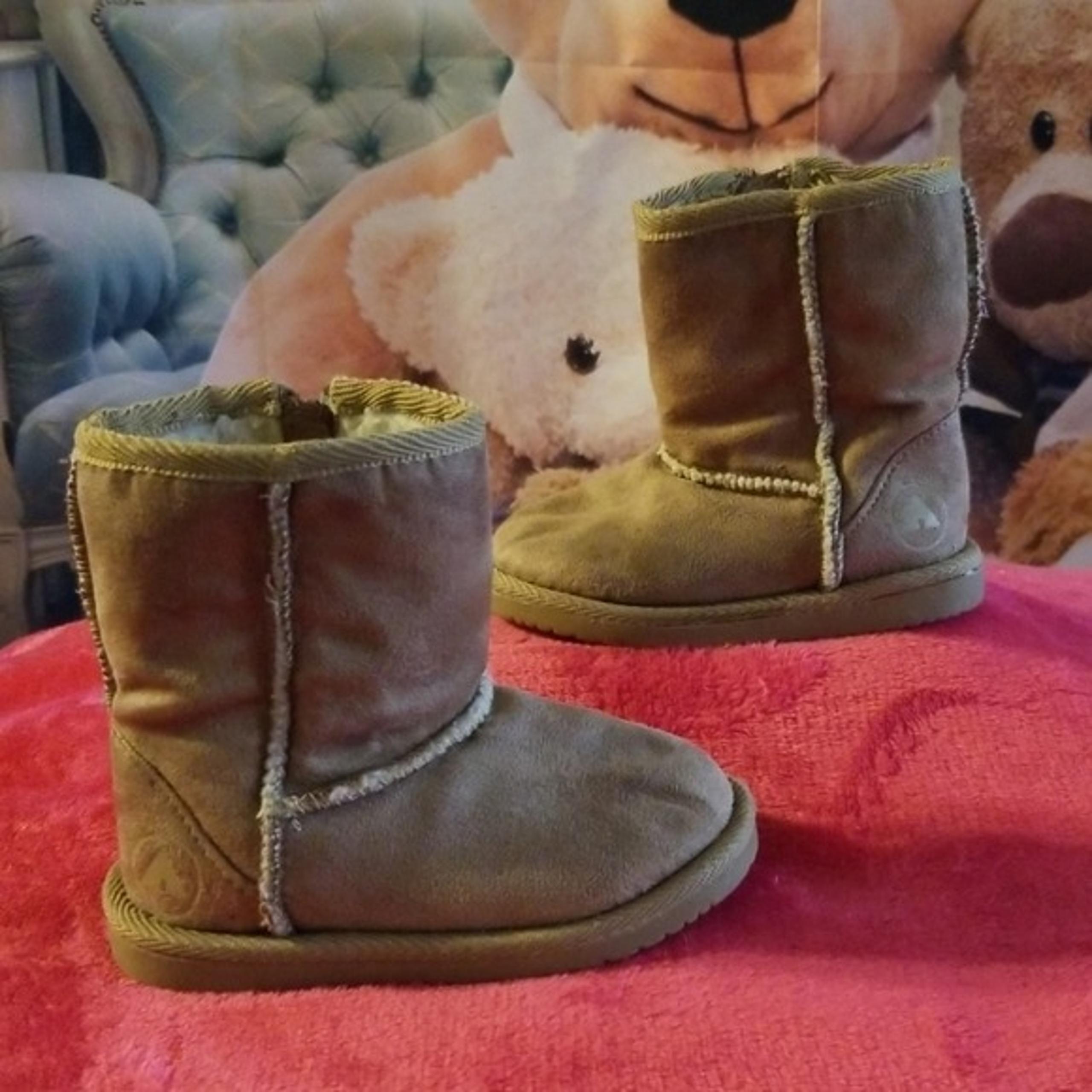 Girls Size 5.5 Tan Zip Up Boots Airwalk