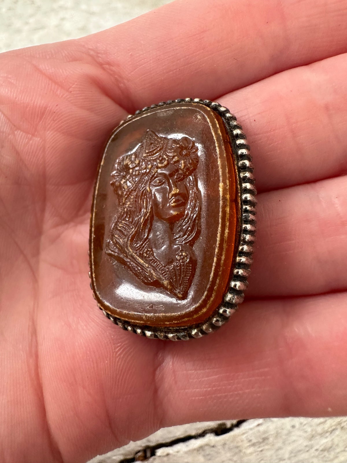 Vintage 20s Carved hot Carnelian Cameo Clip Earring