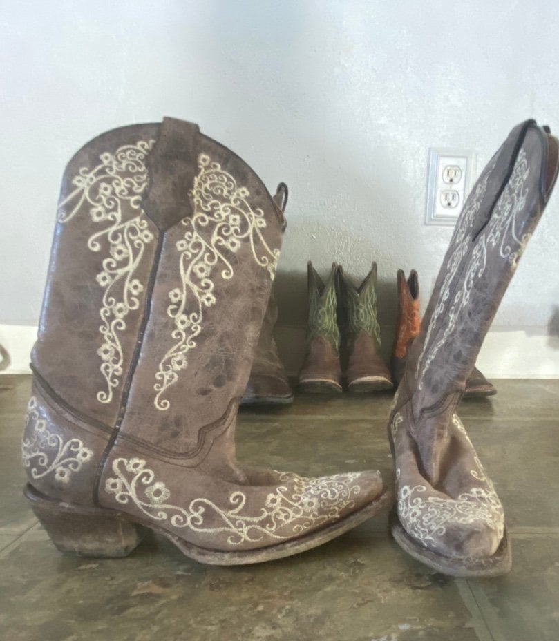 Girls Corral size 2 Western Cowboy Cowgirl Boots