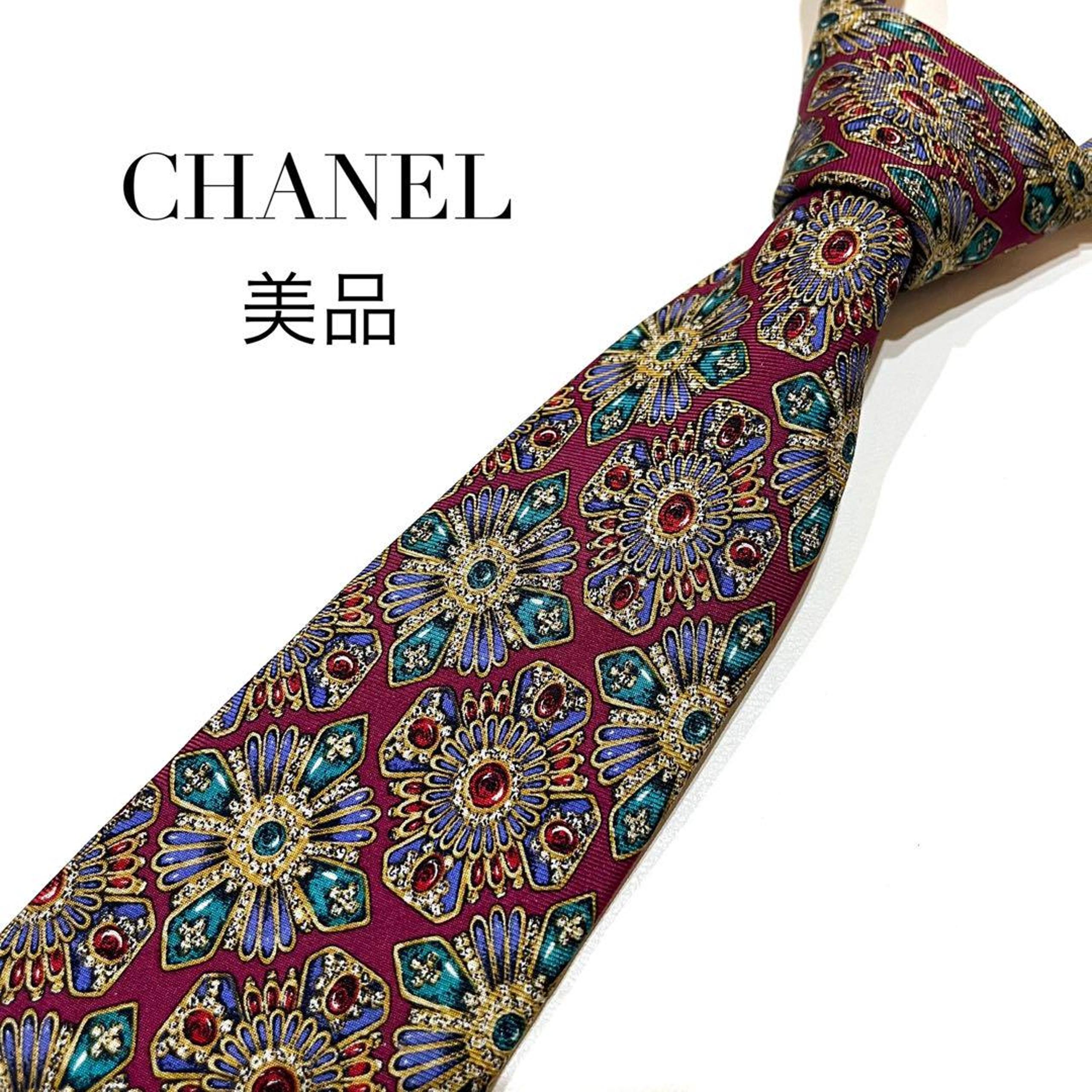 【Excellent Condition】 CHANEL Chanel Tie Burgundy Red Purple Bijou