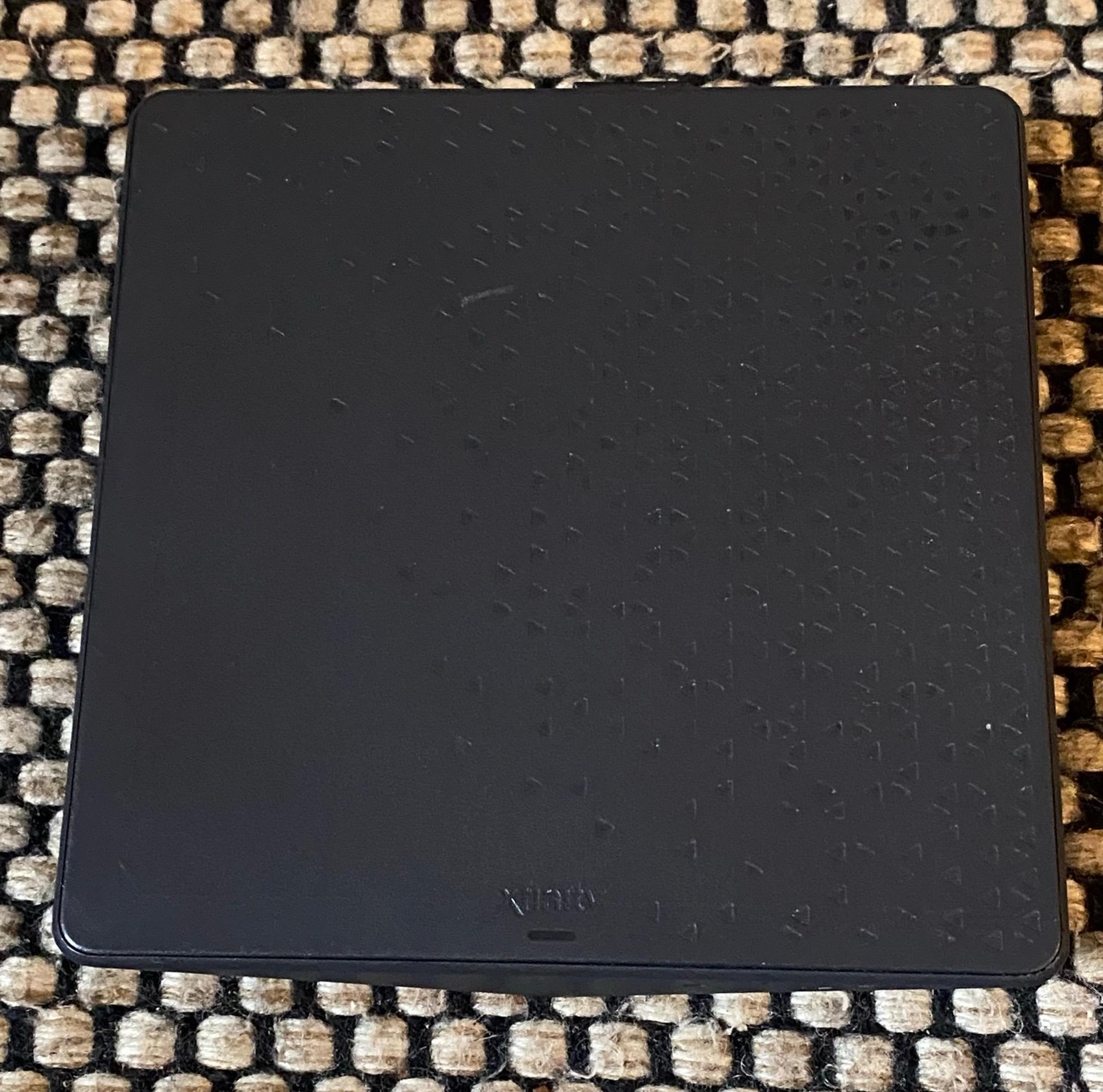 Xfinity Xi6-T TX061AEI Streaming TV Box (No Cords)
