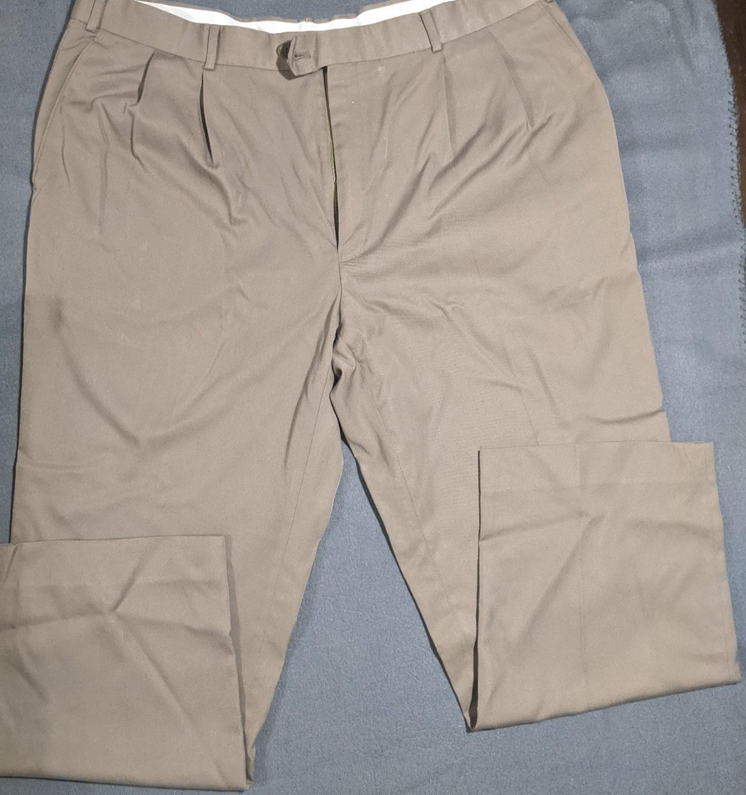 Men's Barrington pants 42x30 tan khaki