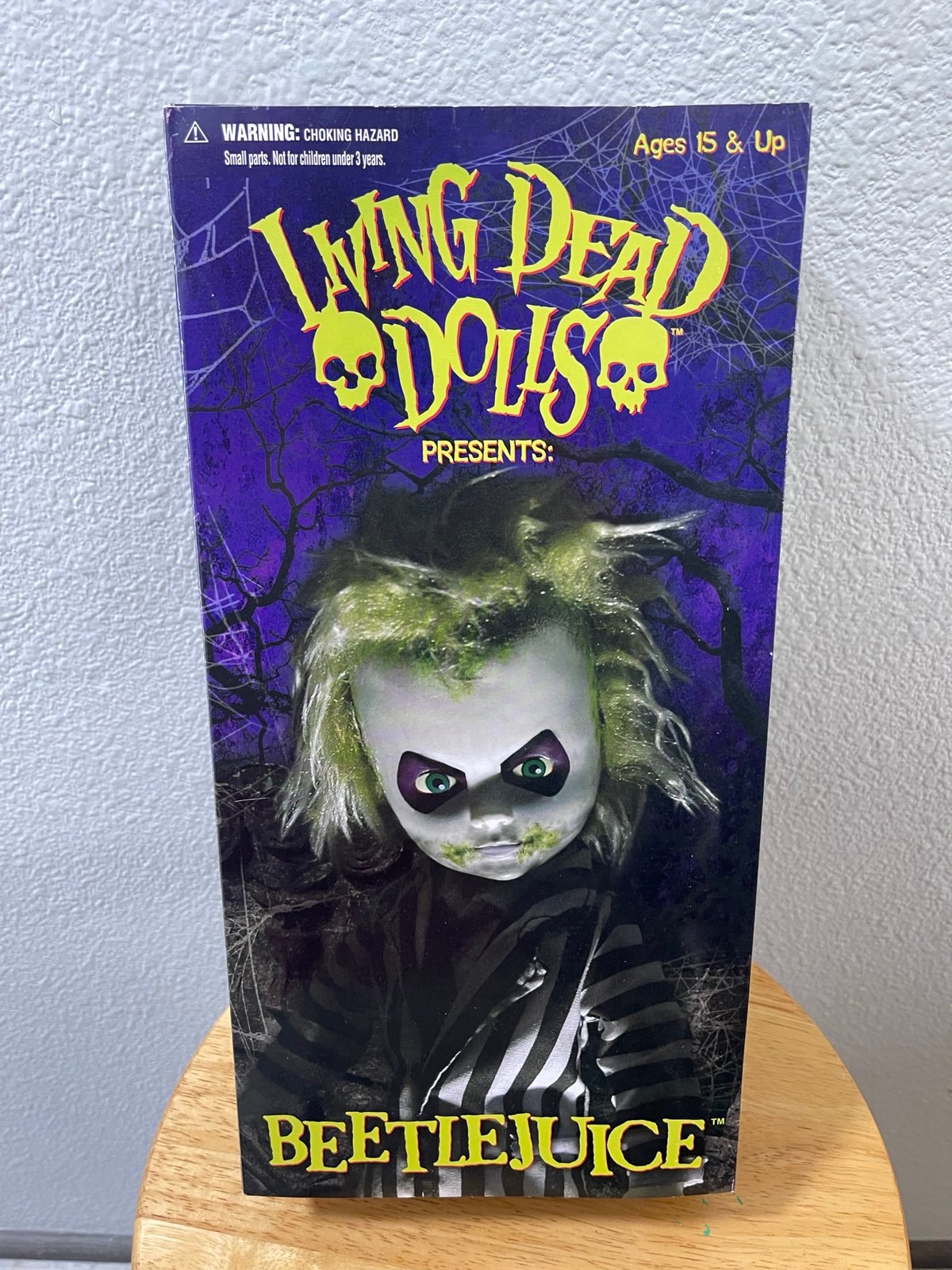 New in box Bettlejuice Living dead dolls