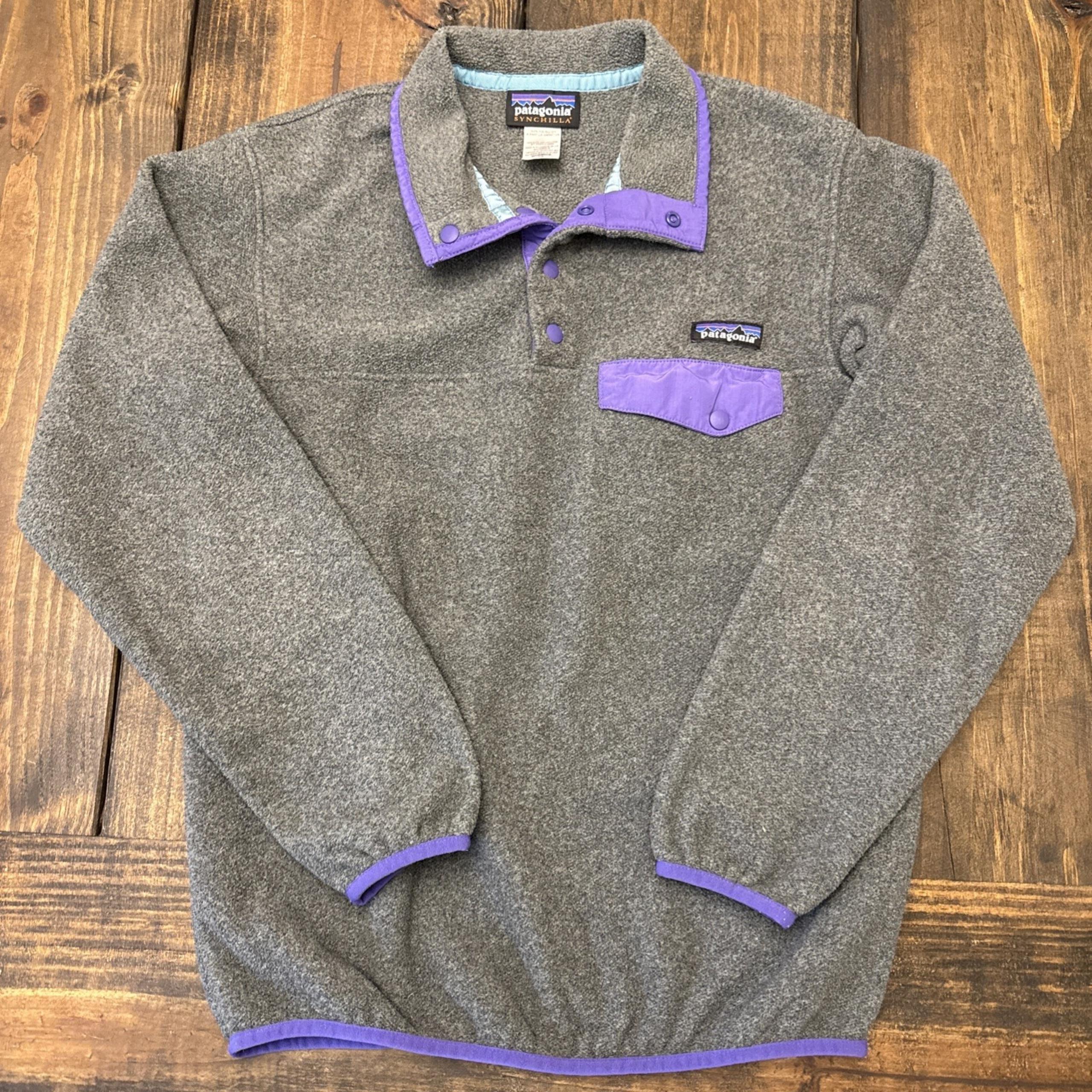 Women's XS Patagonia Synchilla 1/4 Button Pullover Sweater, Purple And Grey