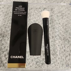 Chanel Touch-up face brush N⁰ 104 BNIB