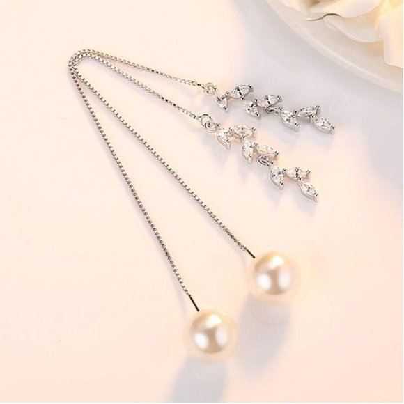 925 Silver Pearl Diamond Leaf Earrings