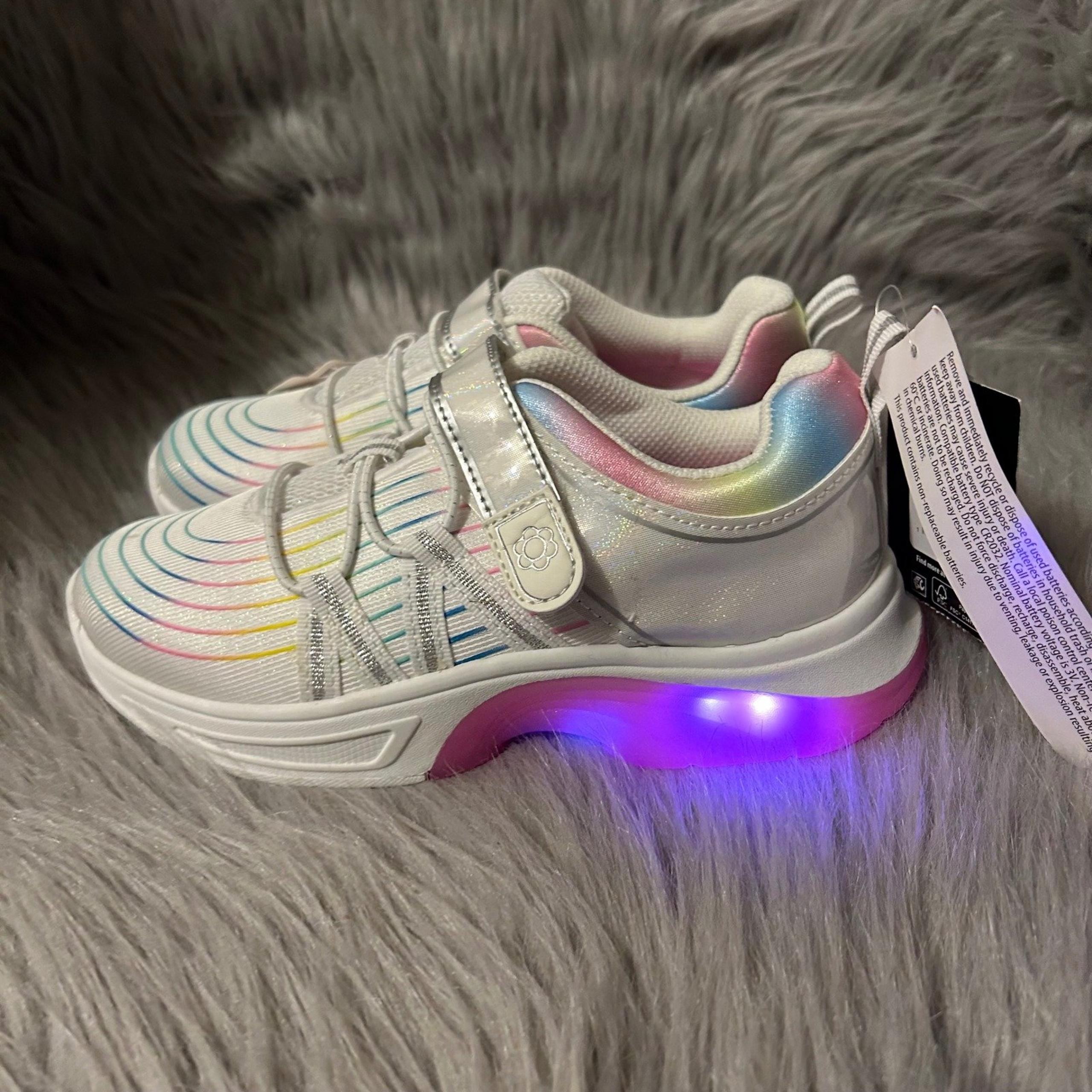 Athletic Works Light Up Sneakers Girls Size 2 White Adjustable Strap Shoes