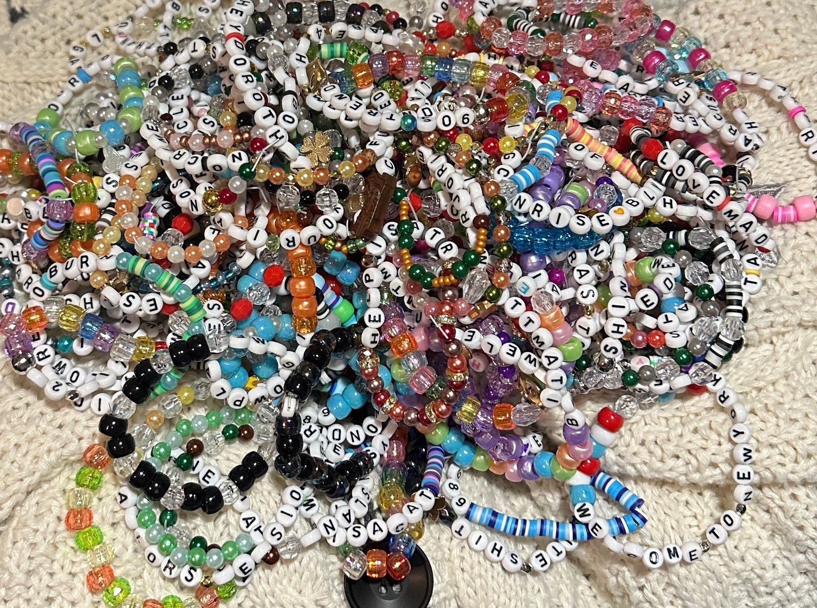 Taylor Swift Friendship Bracelet Lot of 100+