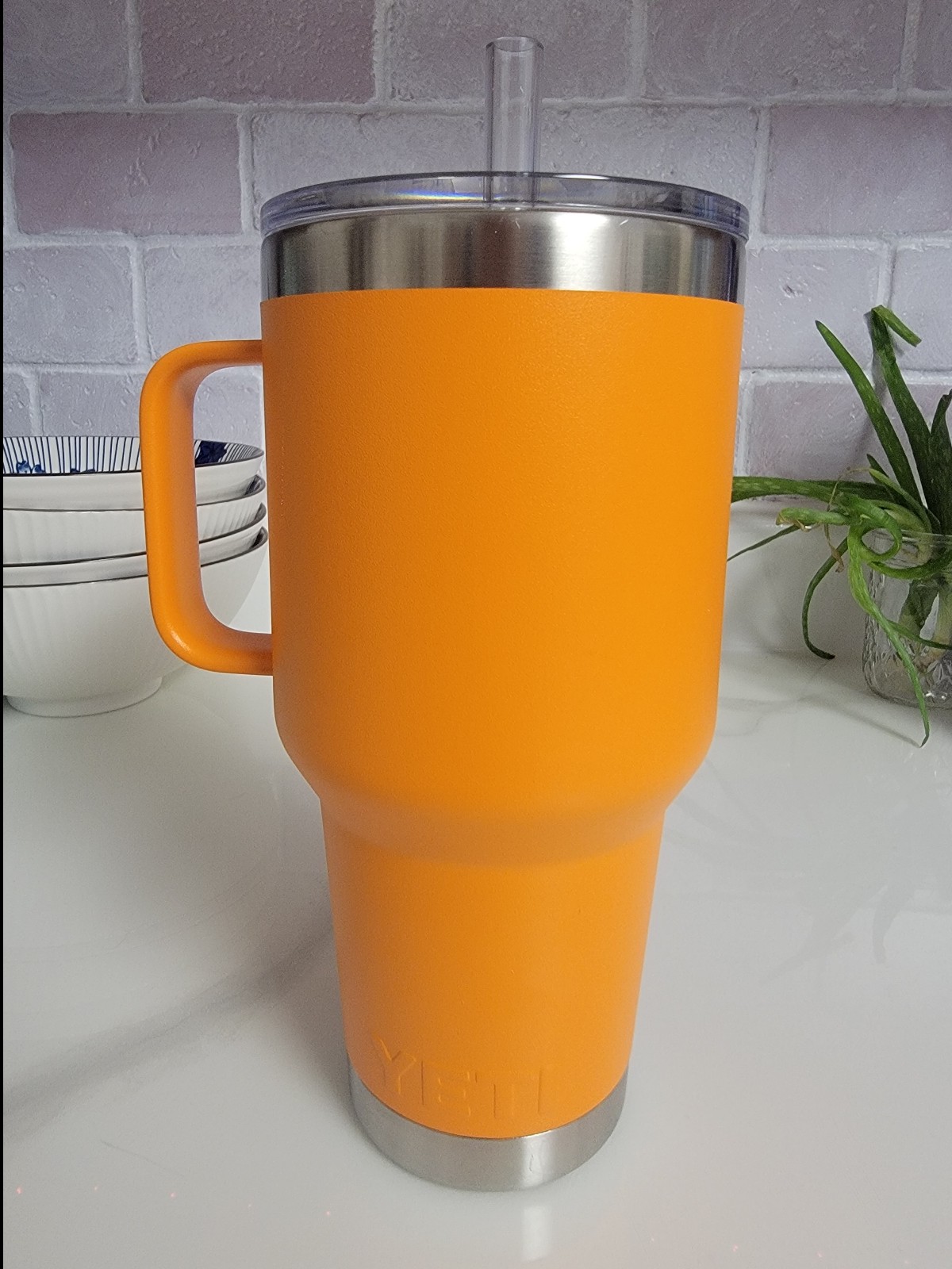 Yeti Rambler King Crab Orange 35 oz with Handle, Gently Used