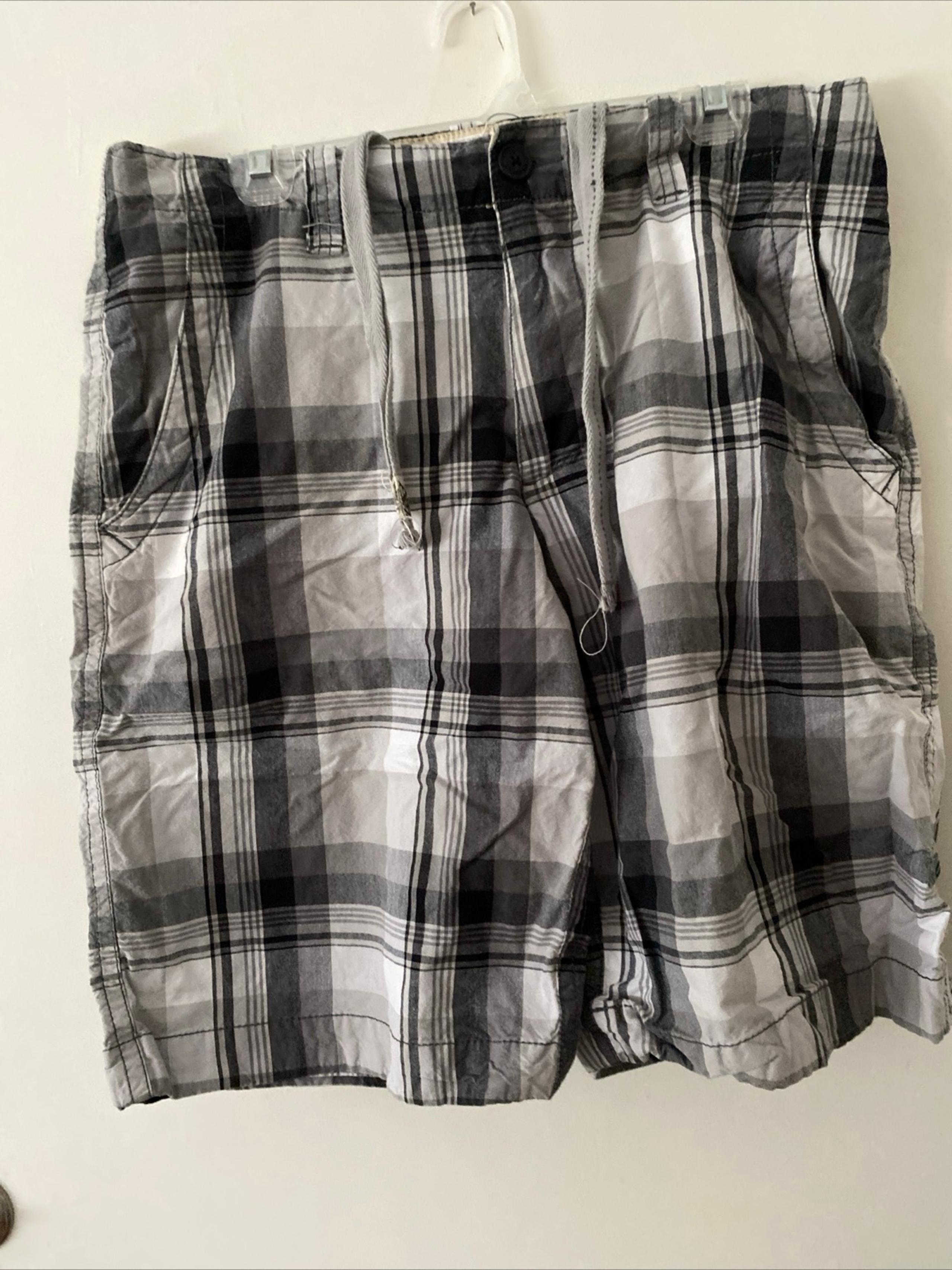 Aeropostale Flat Front Shorts Men’s Size 34