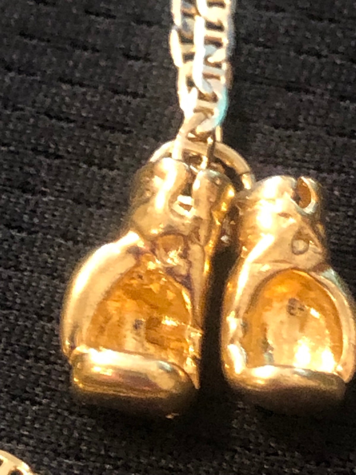 Boxing gloves 14ktgf with chain 14ktgf set gorgeous vintage boxing gloves