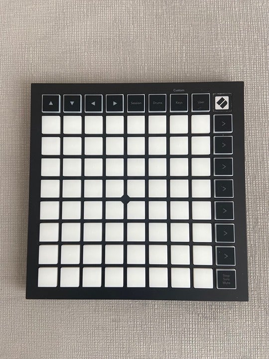 Novation Launchpad Mini