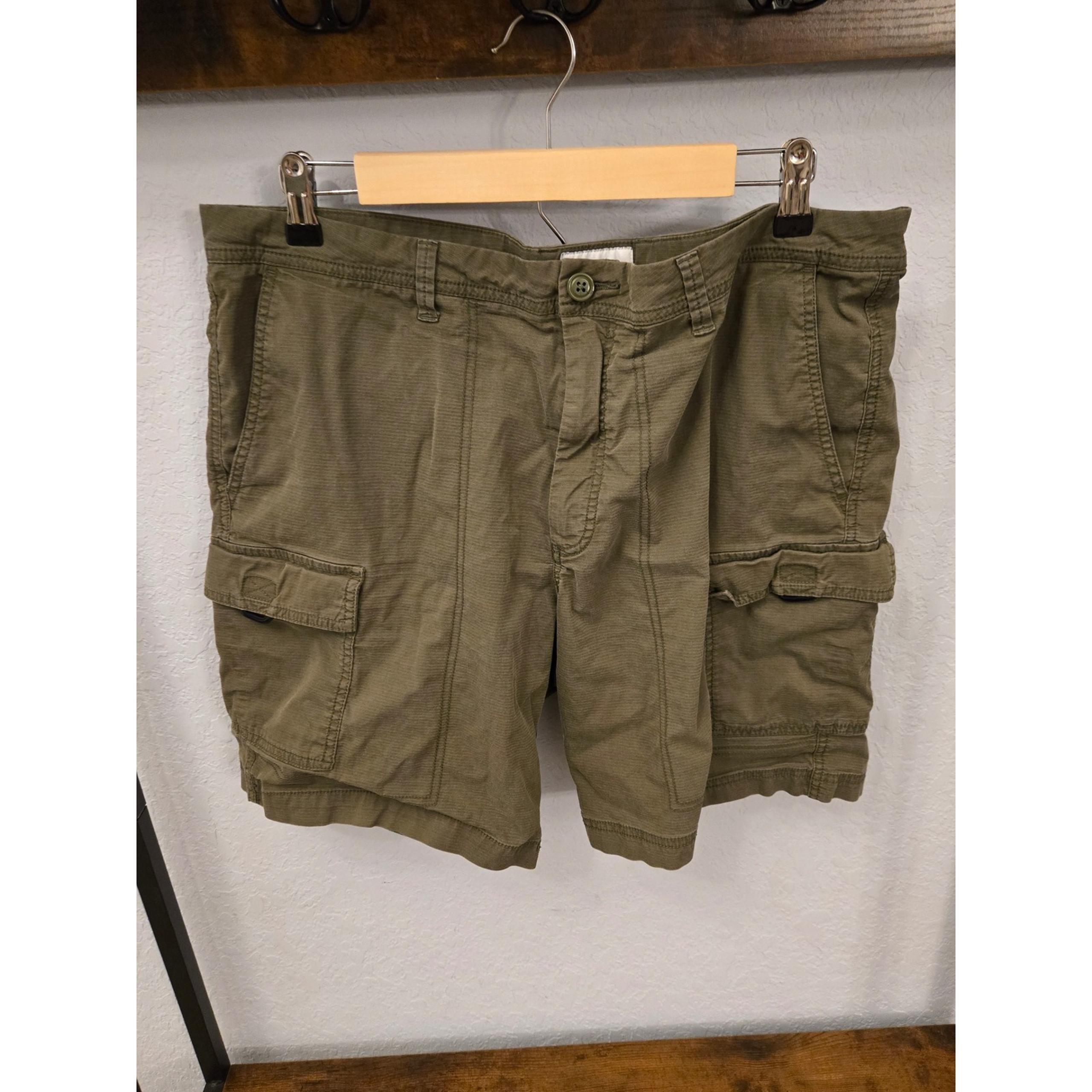 Goodfellow & Co. Cargo Shorts Relaxed Fit Casual Olive Green Size 38