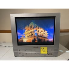 Sylvania 6720FDF 20 CRT TV DVD Combo Player Vintage Retro Gaming RCAs HiFi