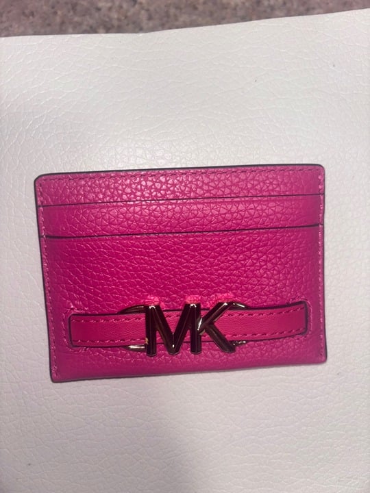 Reed Large Pebbled Leather Card Case in Electric Pink