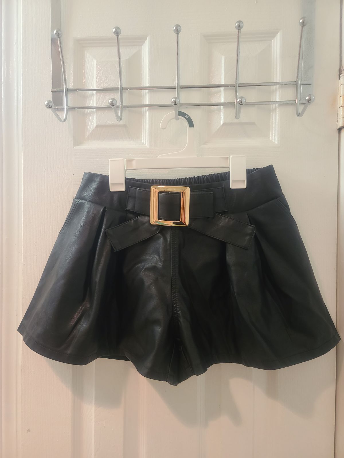 shorts women