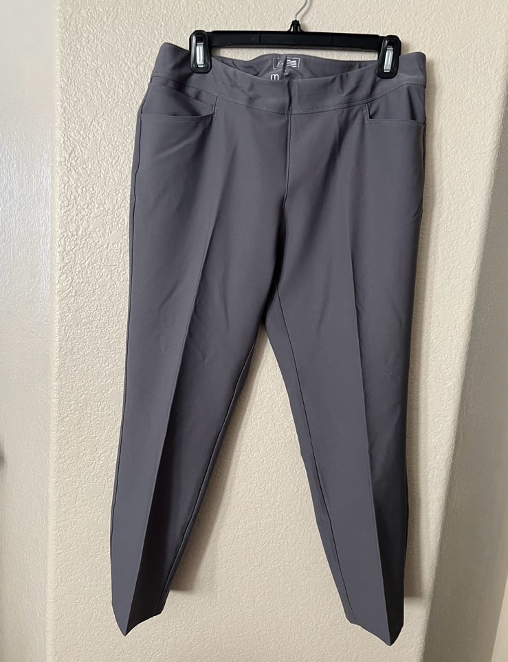 Adidas women’s golf pant, size M